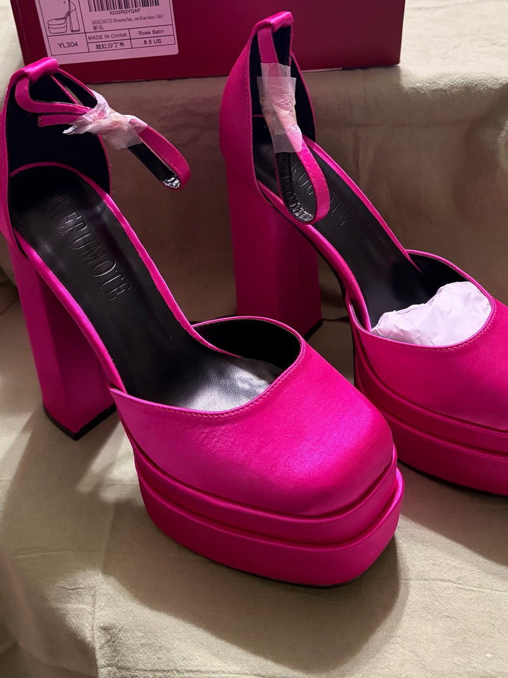 NIB. Chunky Punk Rose Satin Heels - Picture 2 of 4